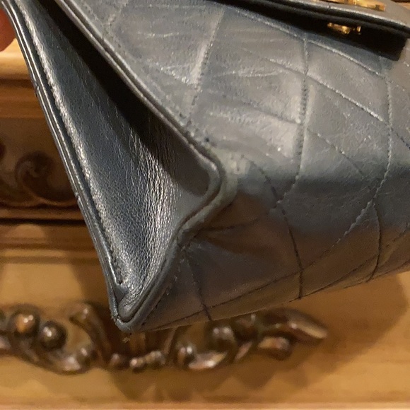 Chanel Vintage 80's 24kt  Blue Quilted Lambskin Envelope Flap Crossbody Bag - Picture 8 of 16
